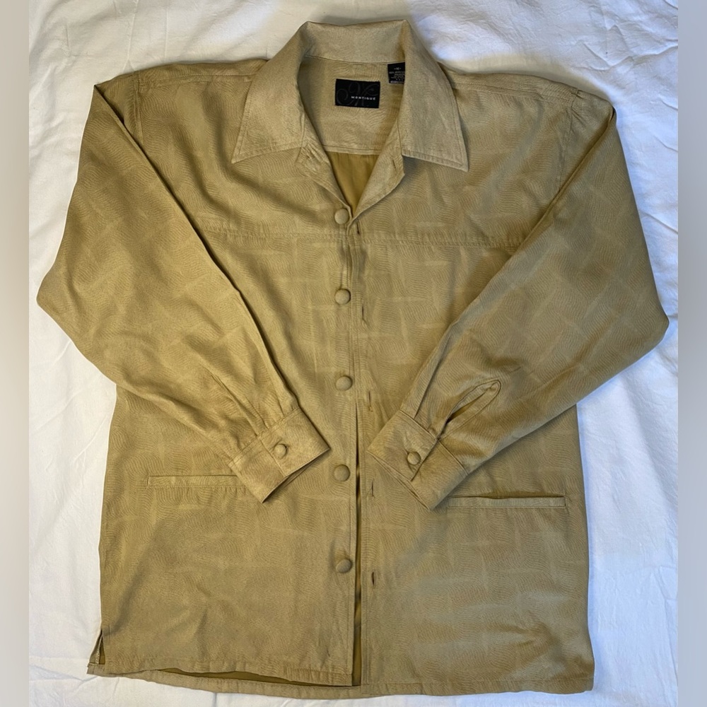 Monique Long Sleeves Button Up Men’s Shirt Size M